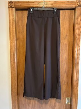 Old Navy Wide-Leg Pull-On Pants in Deep Brown